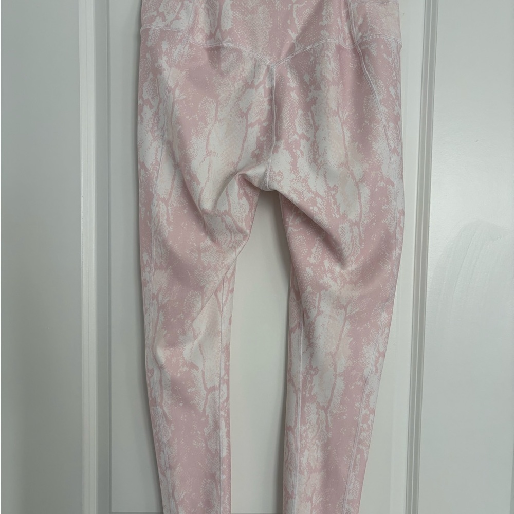 Women’s Workout Pants - Picture 3 of 6